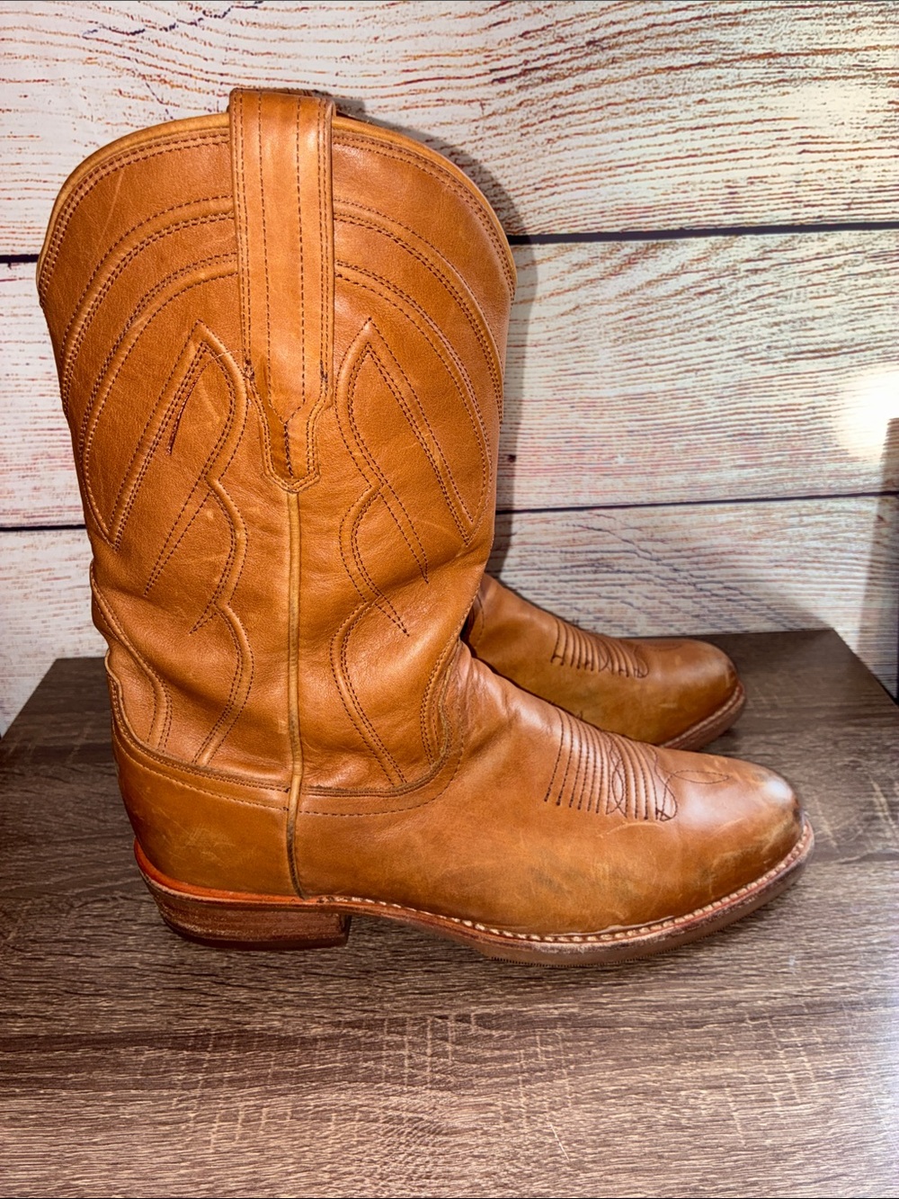 Semi New Tecovas THE JASON Cowboy Rubber Vibram Boots Men Sz 9D- CARAMEL